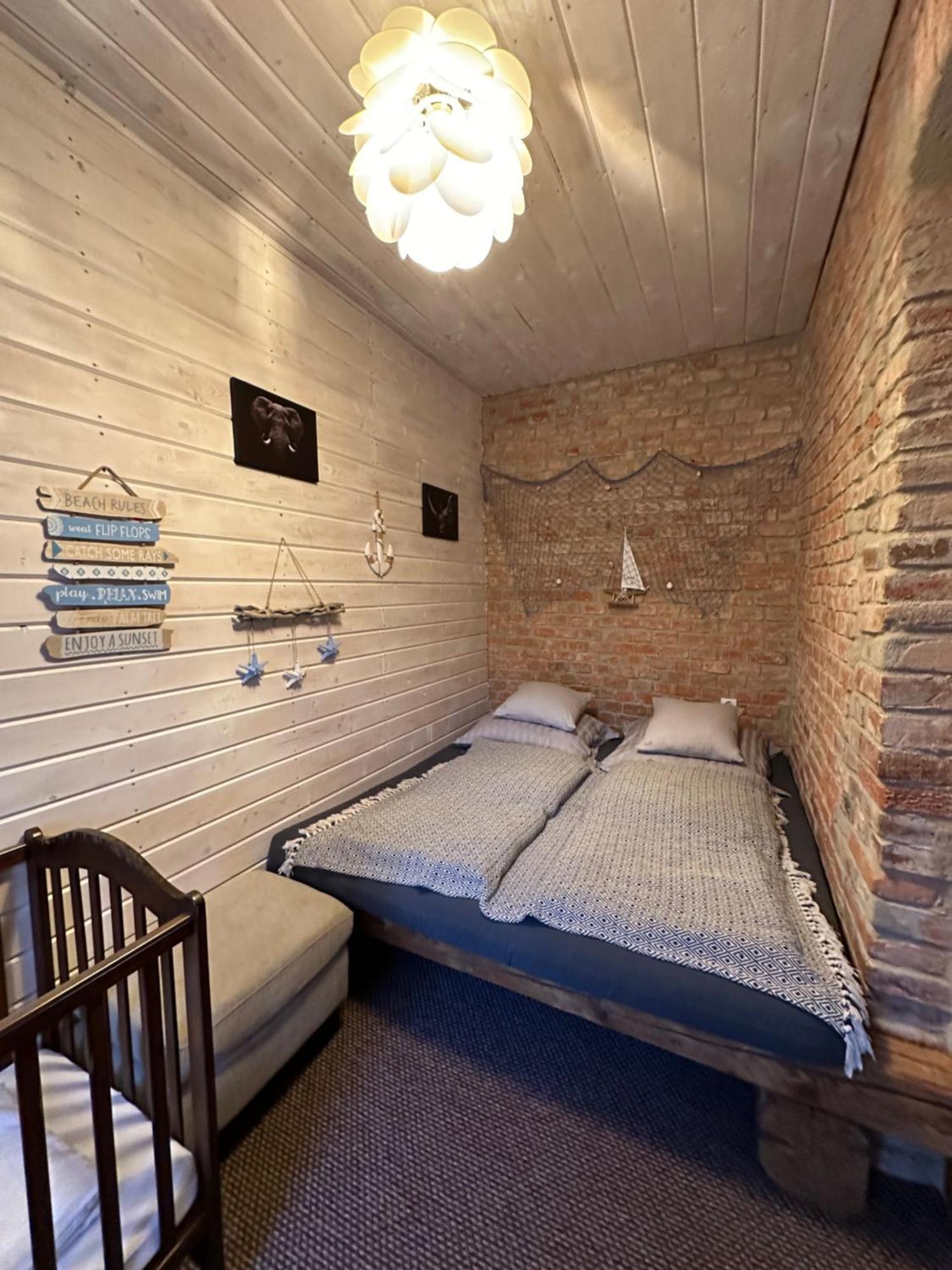 Loft Apartments Decin Luaran gambar